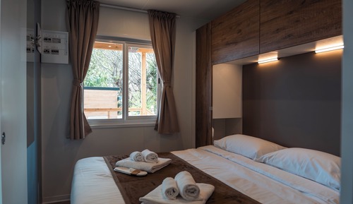 Casa móvil, 2 habitaciones, no fumadores, cocina básica