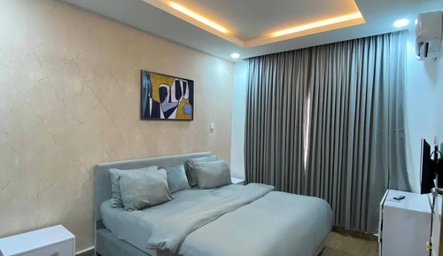 Apartamento económico, balcón, vistas a la ciudad