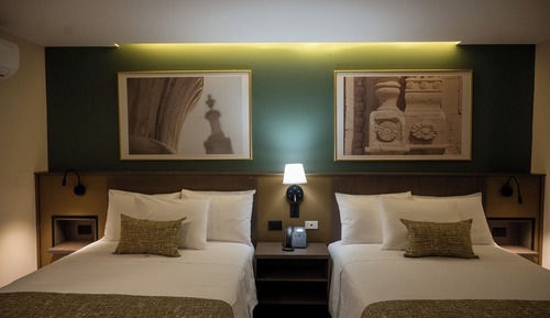 Habitación cuádruple estándar