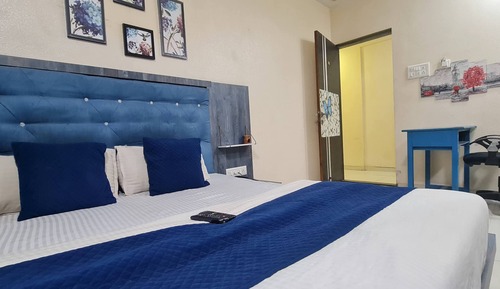 Habitación Deluxe doble, balcón, vistas a la piscina