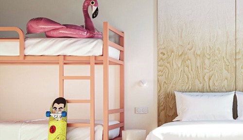 Family room, 2 single beds + 2 bunk cabin beds, Accessible