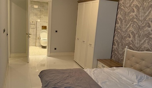 Apartamento de lujo, vistas al jardín