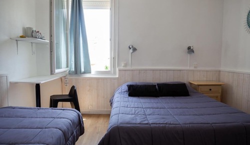 Habitación triple estándar, vistas a la ciudad