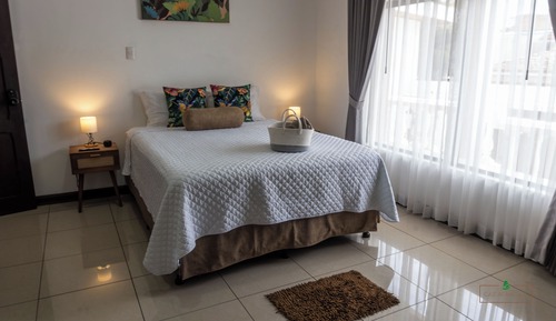 Habitación Deluxe doble de uso individual, 1 cama de matrimonio con sofá cama, no fumadores