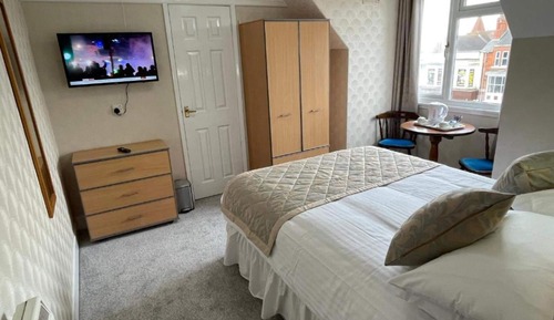 Habitación estándar doble (Shared Bathoom)