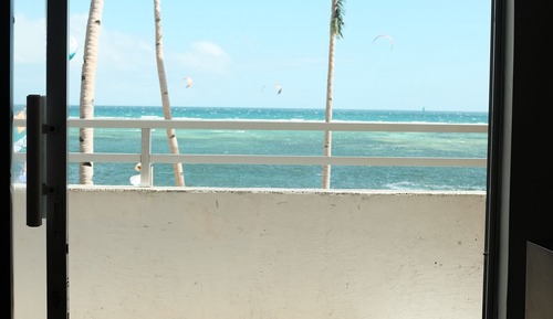 Apartamento Deluxe, cocina, vistas a la playa