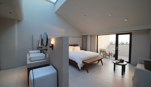 Signature Double Room, Lake View