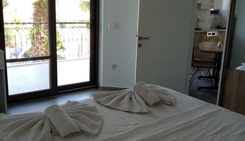 Apartamento, 1 habitación, vistas parciales al mar