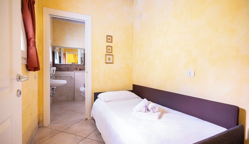 Habitación Confort, vistas al patio