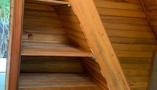 Chalet romántico, 1 cama doble con sofá cama, bañera de hidromasaje, en la zona del jardín