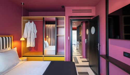 The Pal Suite