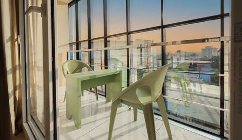 Habitación triple Premium, balcón