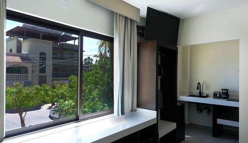 Habitación estándar, 2 camas de matrimonio, vistas a la ciudad