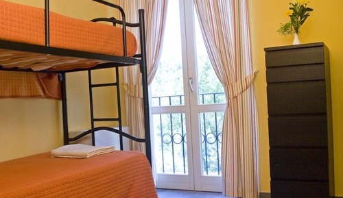 Habitación cuádruple estándar