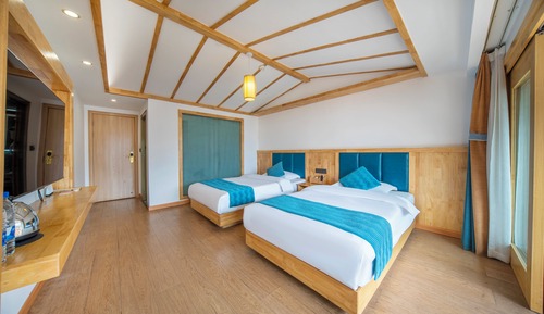 Habitación económica con 2 camas individuales, vistas a la montaña