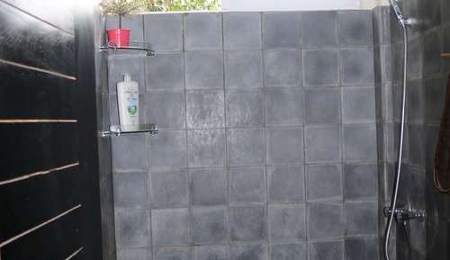 Apartamento clásico, balcón, vistas al jardín