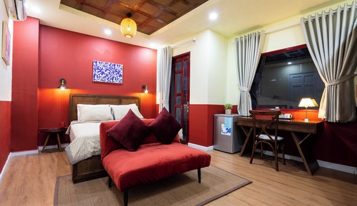 Habitación Deluxe, 1 cama de matrimonio, balcón, vistas a la ciudad (201)