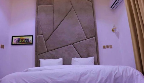 Apartamento de lujo, balcón, vistas a la ciudad