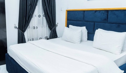 Apartamento económico, balcón, vistas a la ciudad