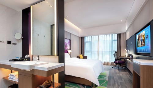 Habitación individual Confort, 1 cama de matrimonio, baño privado, vistas a la ciudad