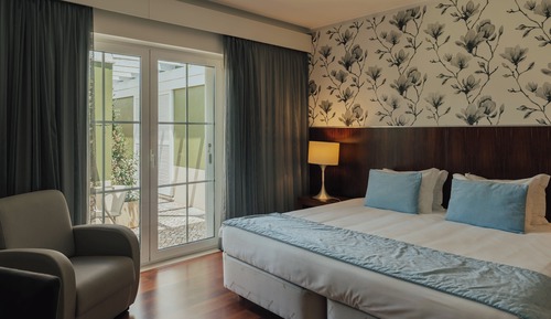Superior Double Room, Patio, Garden View (DUPLO-SUPERIOR)