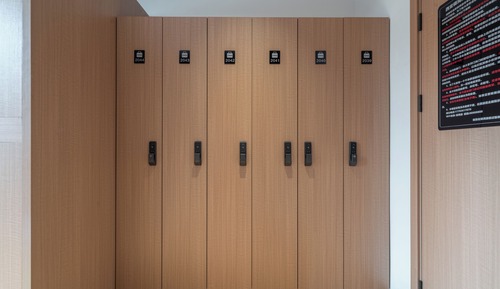 Dormitorio compartido básico, solo para hombres