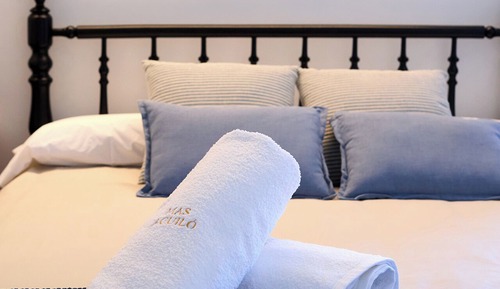 Suite superior, 1 cama de matrimonio, balcón, vistas al jardín