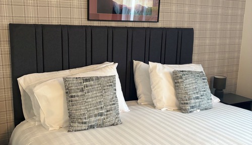 Habitación doble superior, 1 cama de matrimonio grande, baño privado