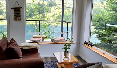 Suite estudio romántica, baño privado, vistas al lago