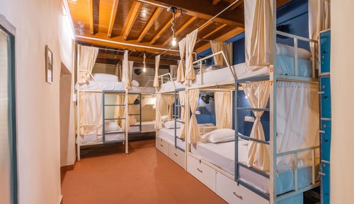 Dormitorio compartido superior