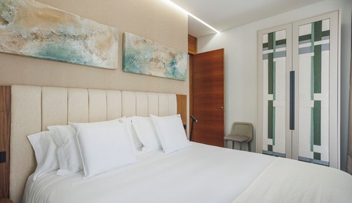 Apartamento de lujo, balcón, vistas a la ciudad