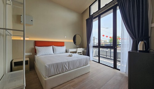 Habitación Deluxe doble, balcón, vistas parciales al mar