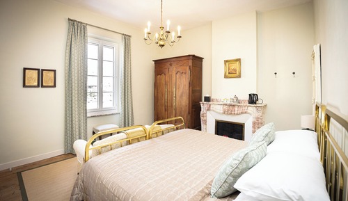 Habitación Deluxe con 1 cama doble o 2 individuales, vistas al canal