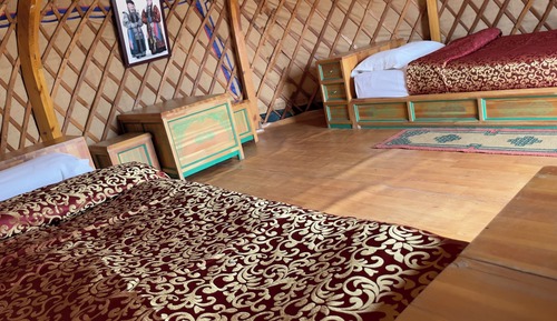 Habitación Confort con 1 cama doble o 2 individuales