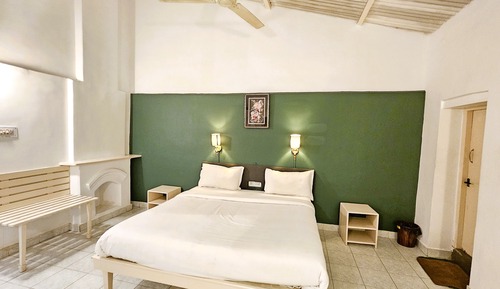 Habitación Confort, balcón, vistas al jardín
