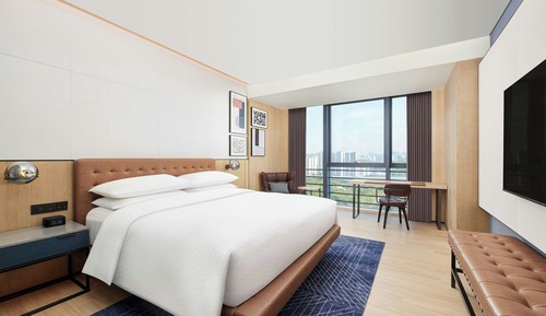 Habitación superior, 1 cama de matrimonio grande, vistas a la ciudad