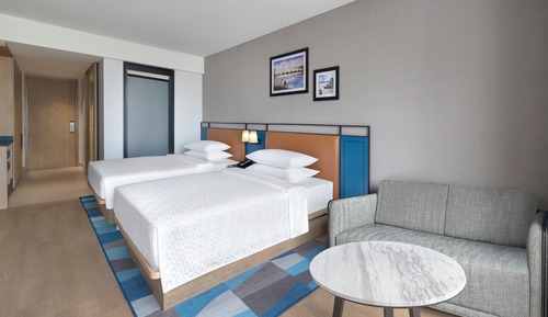 Habitación Premium con 2 camas individuales, 1 cama doble, no fumadores, vistas a la ciudad
