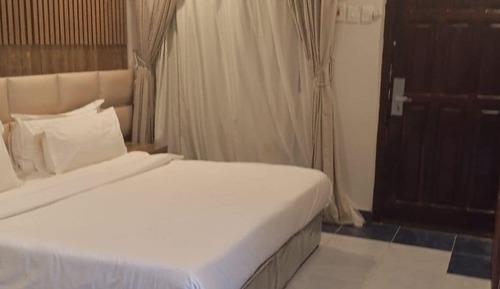 Superior King Room
