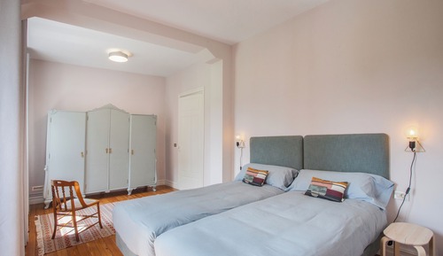 Habitación estándar con 2 camas individuales, vistas a la montaña