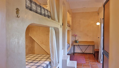 Habitación cuádruple Confort, vistas al jardín