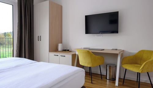 Habitación Confort con 1 cama doble o 2 individuales, balcón, vistas al río