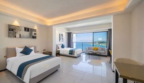 Suite estudio familiar, varias camas, vistas al mar