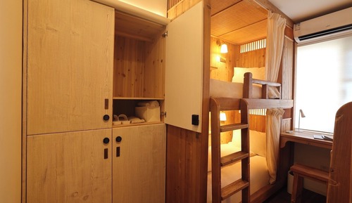 Habitación cuádruple básica