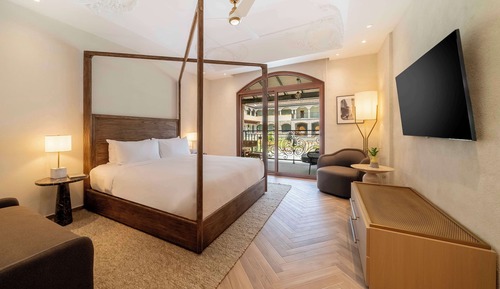 Habitación Deluxe, 1 cama de matrimonio grande, vistas a la montaña