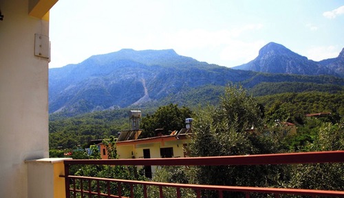 Habitación estándar, balcón, vistas a la montaña