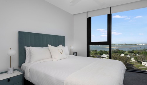 Apartamento, 3 habitaciones, balcón, mirando al mar
