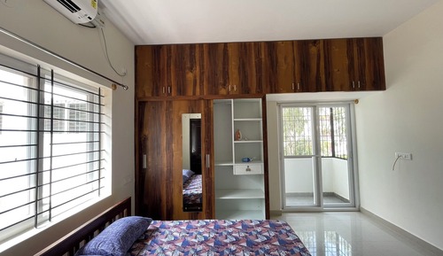 Apartamento de lujo, balcón