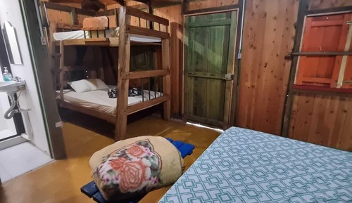 Cabaña básica, balcón, vistas al jardín