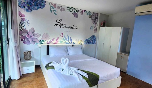 Habitación doble superior, vistas al jardín
