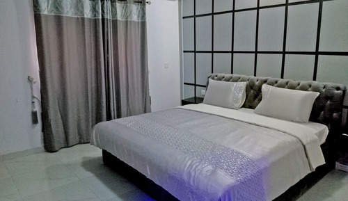 Suite de lujo, vistas al jardín